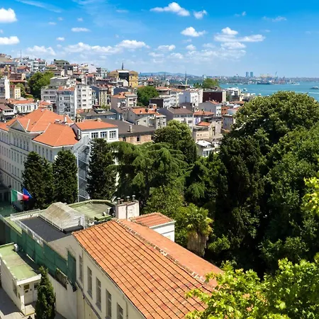 Tomtom Istanbul