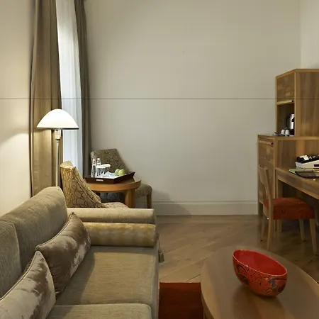 ホテル トムトム スイーツ イスタンブール