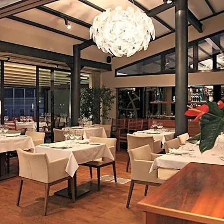 Tomtom Hotel 5*