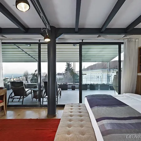 Hotel Tomtom