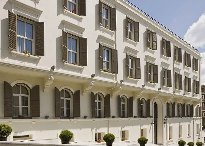 Отель Tomtom Стамбул