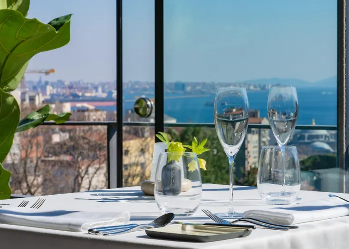 Tomtom 5* Стамбул