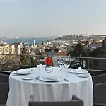 汤姆套房酒店 酒店
