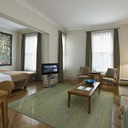 Tomtom Hotel