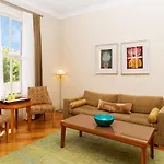 Tomtom Hotel 5*