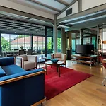 Tomtom Hotel
