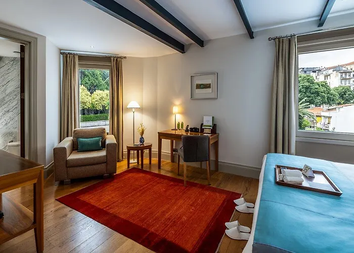 فندق أجنحة توم توم